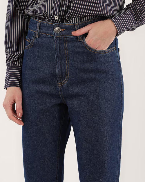 Calça jeans mom cintura alta denim escuro