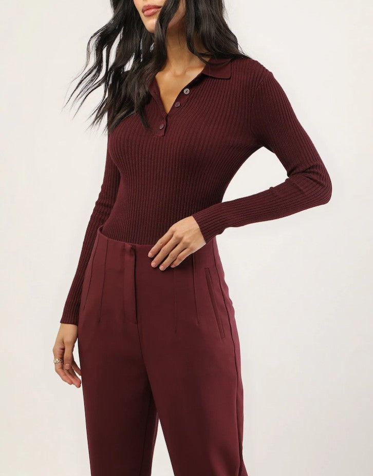 Calça feminina de alfaiataria cigarrete - vinho